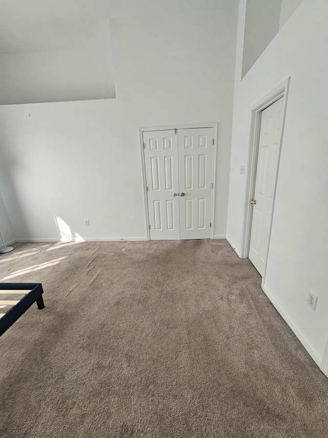 Jay Ash's room