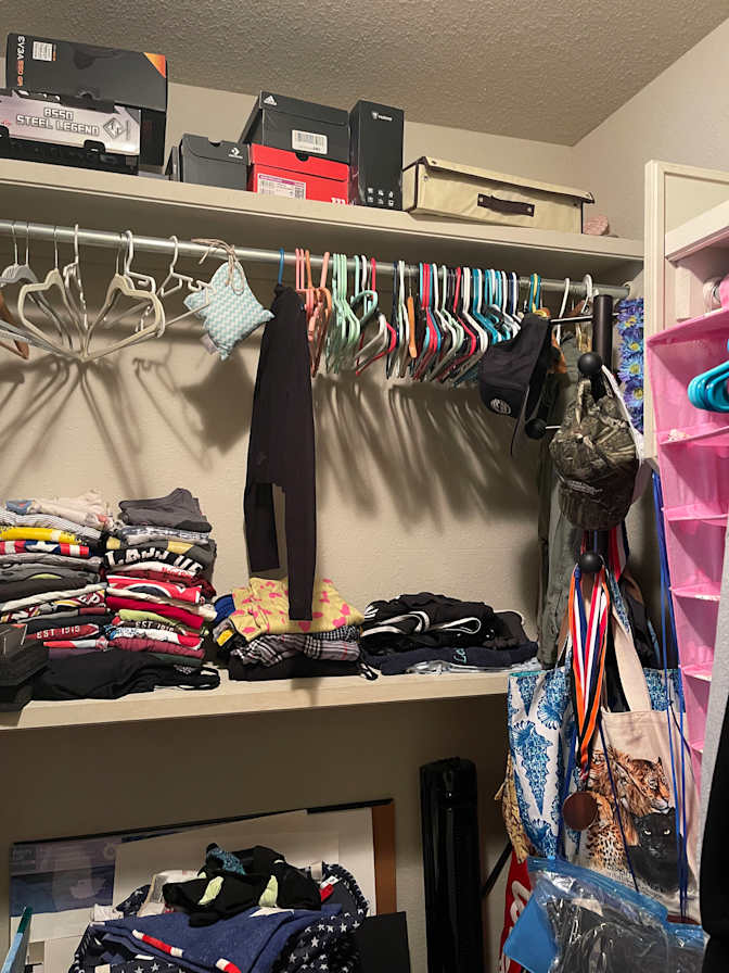 Riana's room