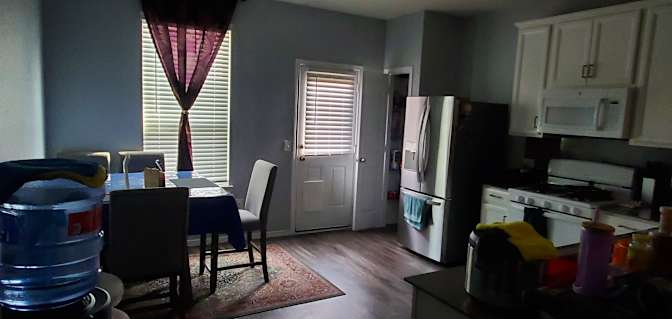 Efrain's room