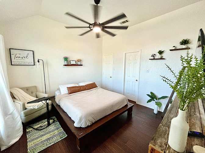 House of Stokes's room