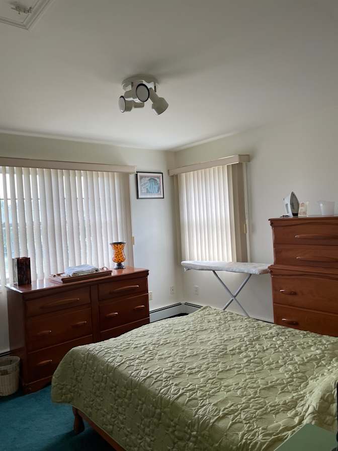 leonard's room