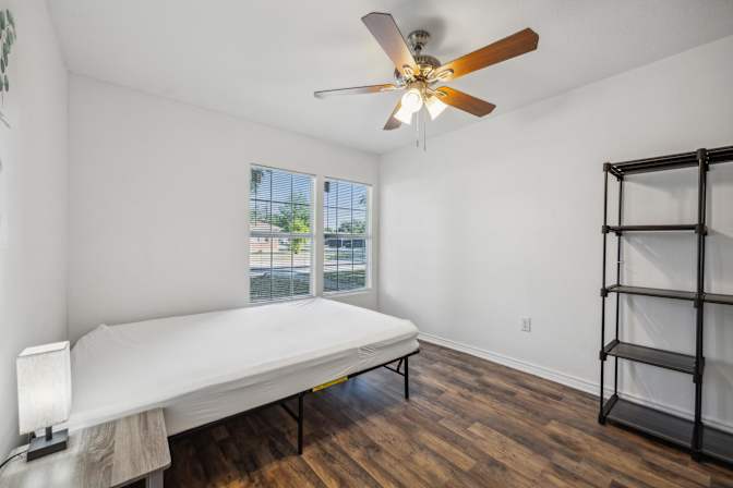PadSplit's room