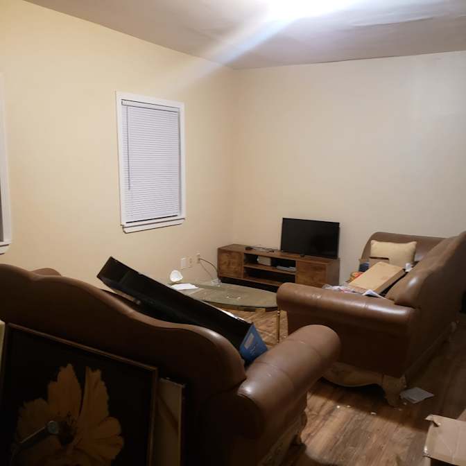 Yoronimu Given's room