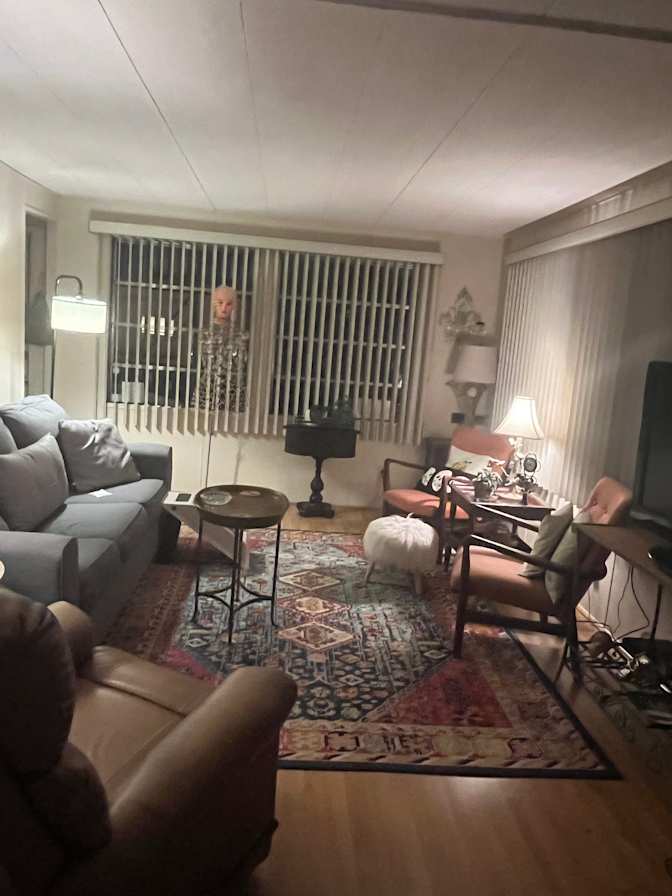 Sandy's room