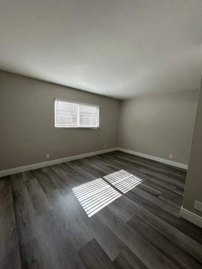 Lungile Excelent's room
