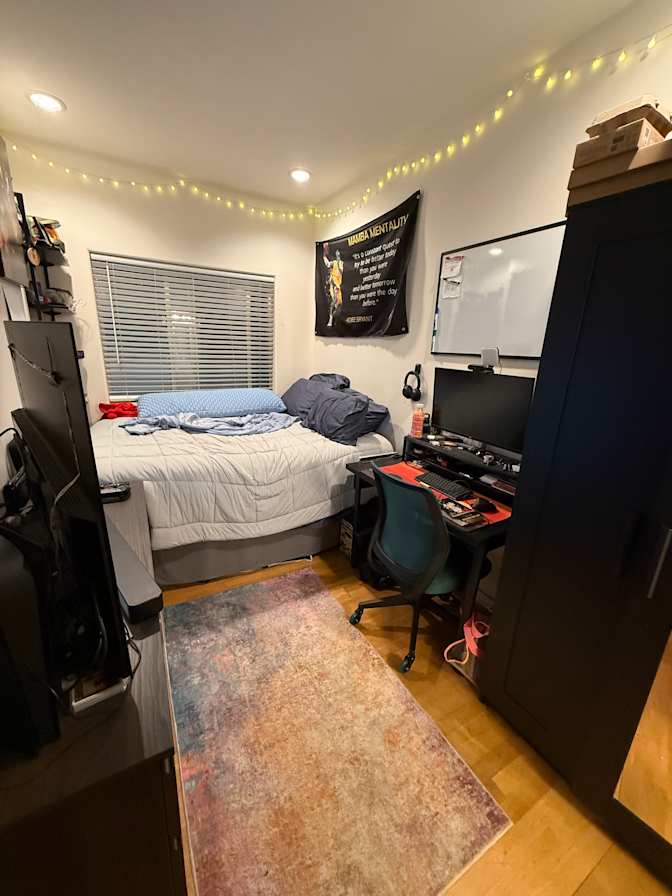 Randy's room