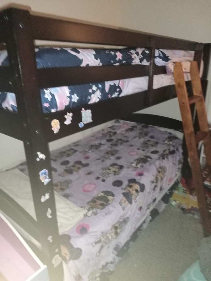 Ret Taylor's room