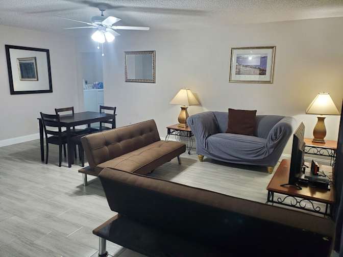 Jason Bryan, Realtor's room