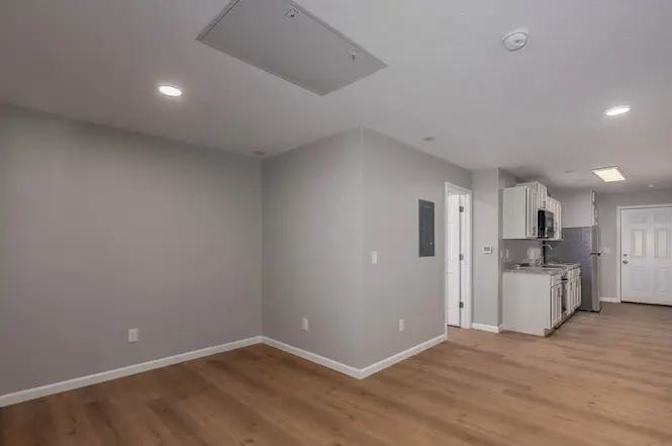 Dorris's room