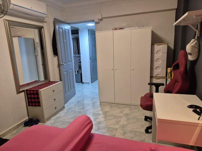 Abraham Eleazar's room