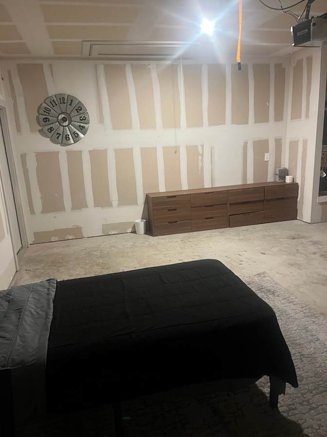 Renold's room