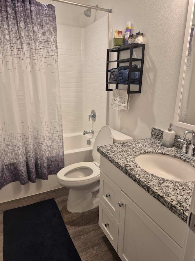 GLADYS's room