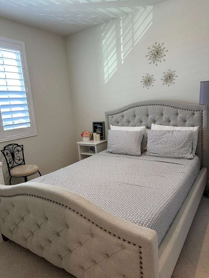 Manny Kandola's room
