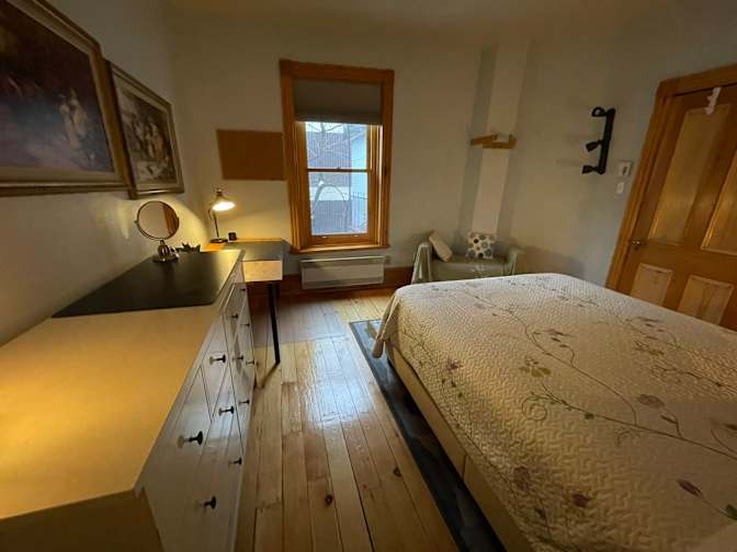 Julie Lamontagne's room