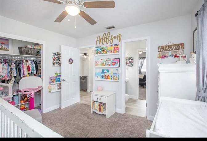 Ashley Mairlyn Forney's room