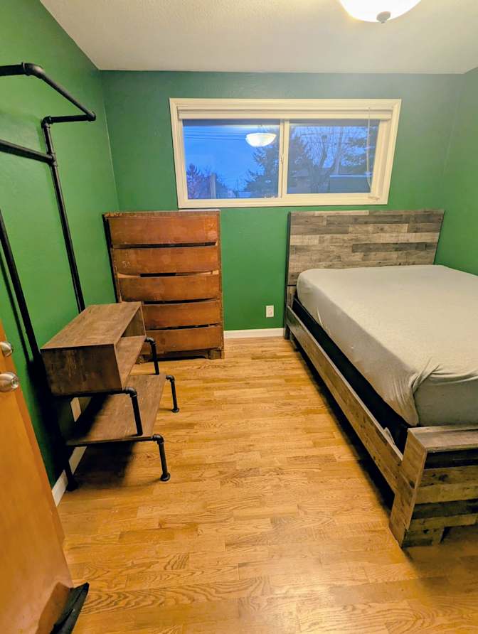Lexee's room