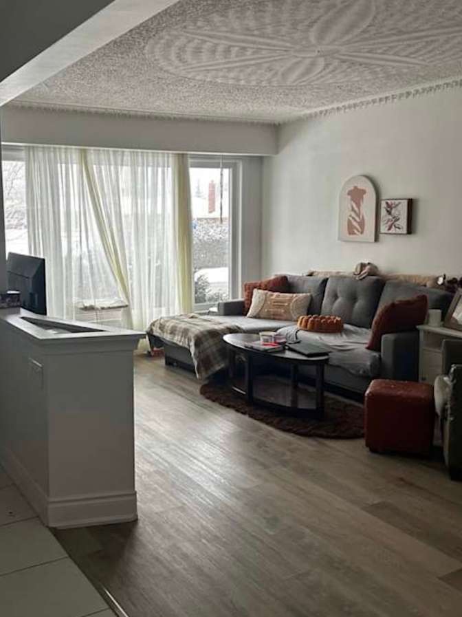 Shreyaa Uparna's room