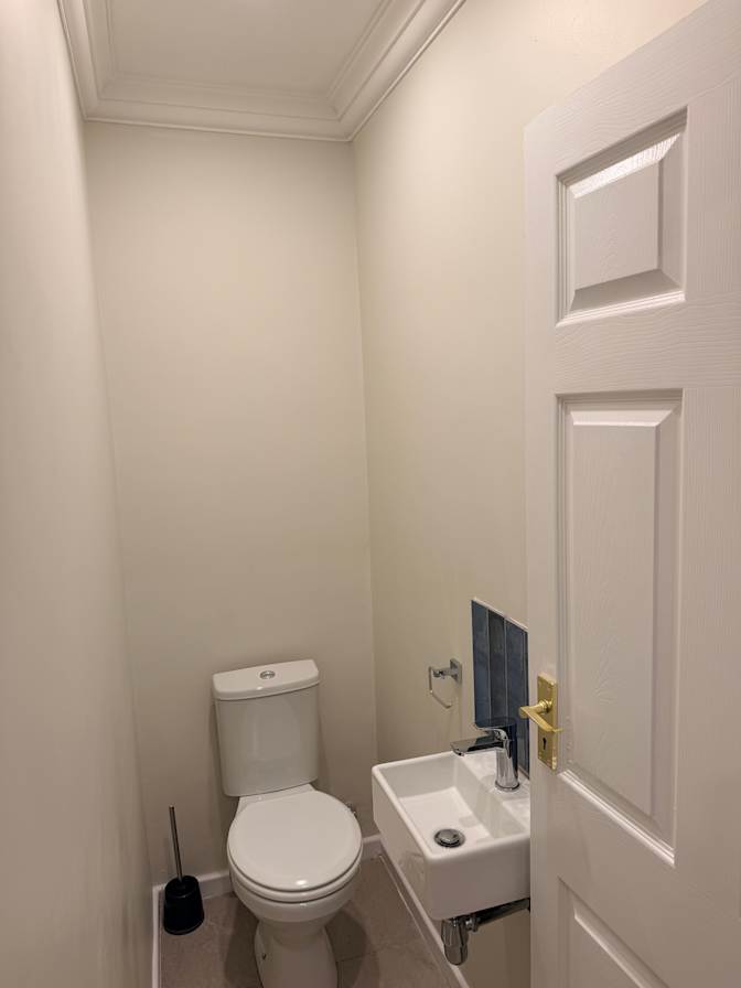 Georgios's room