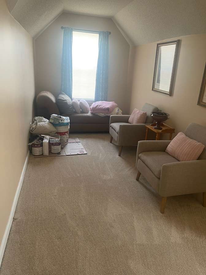 Lois James's room