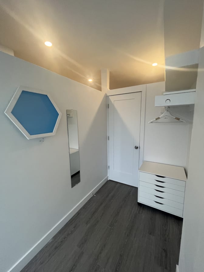 Oliver's room