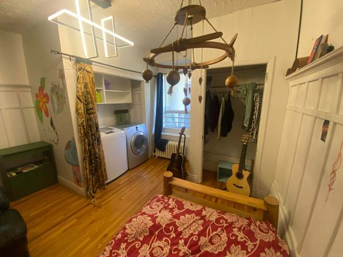 Quentin Wender's room