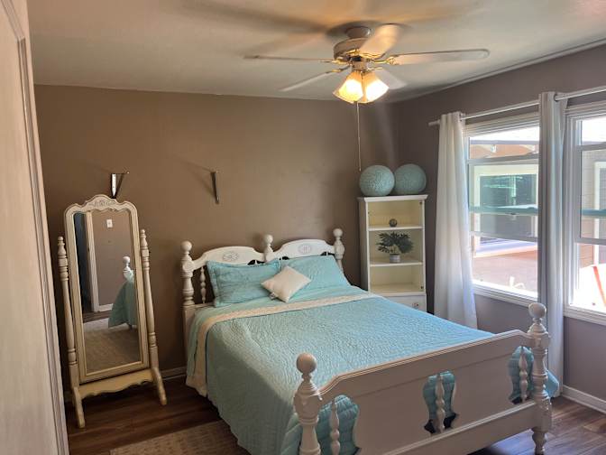 Courtenay's room