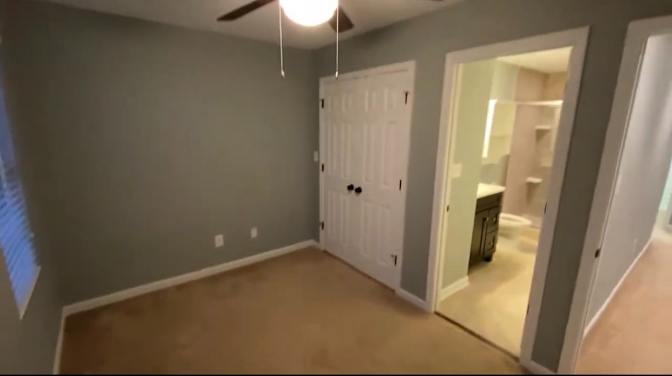 Alcove Rooms's room