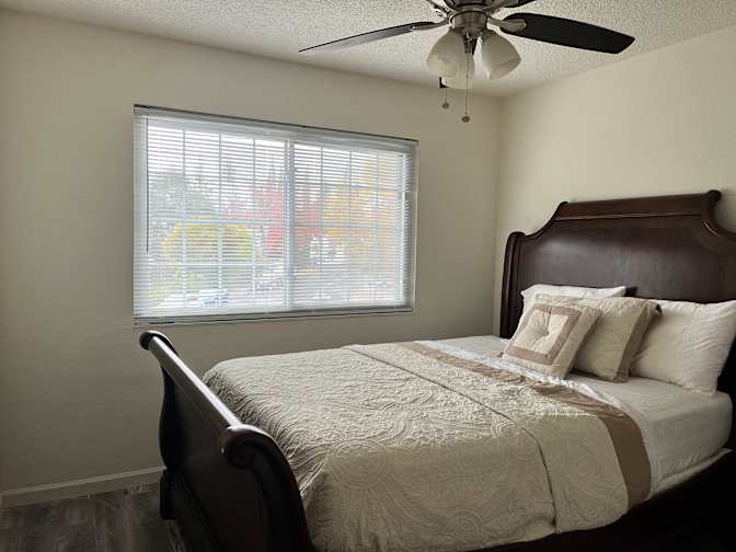 Zainab's room