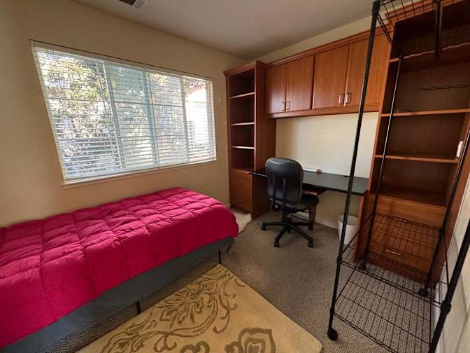 Gordon's room