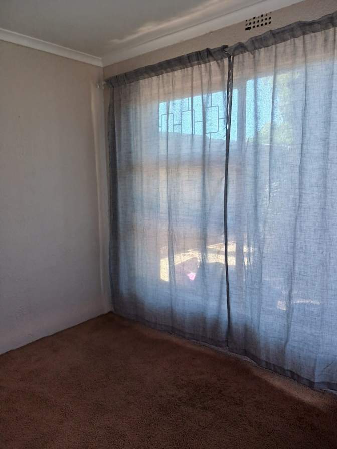 Lisa's room
