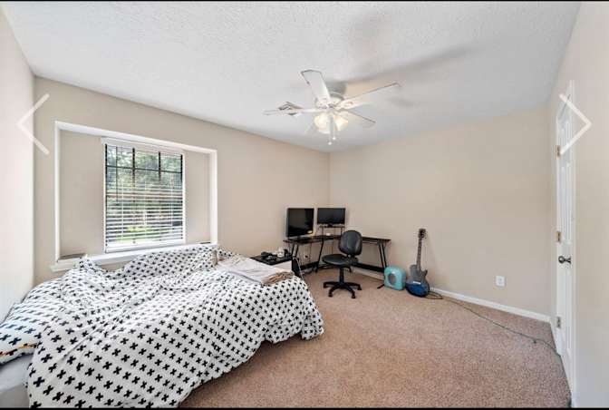 Karl's room