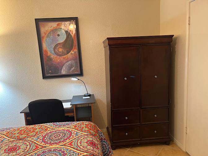 RE's room