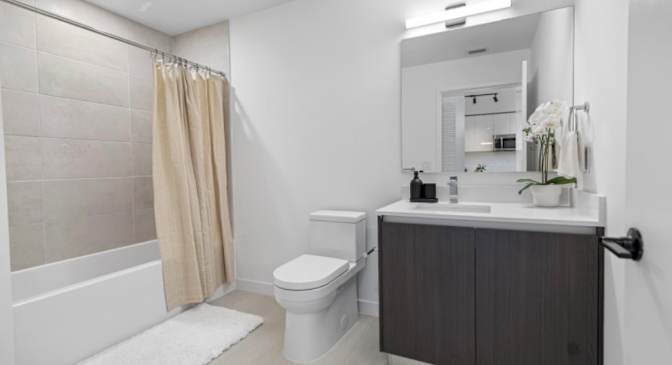 Jodi's room