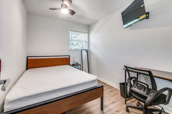 PadSplit's room