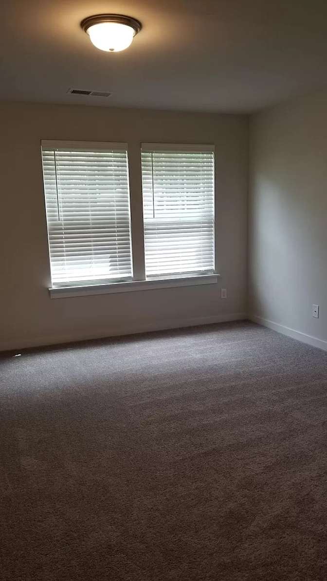 Alcove Rooms's room