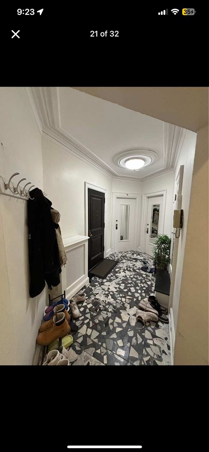 Laurel's room