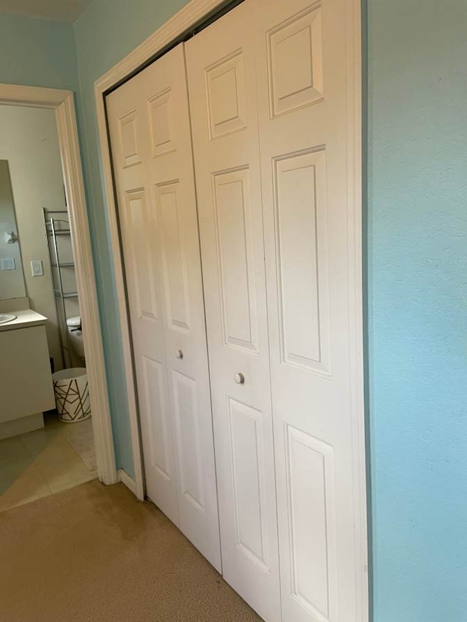 Denisse's room