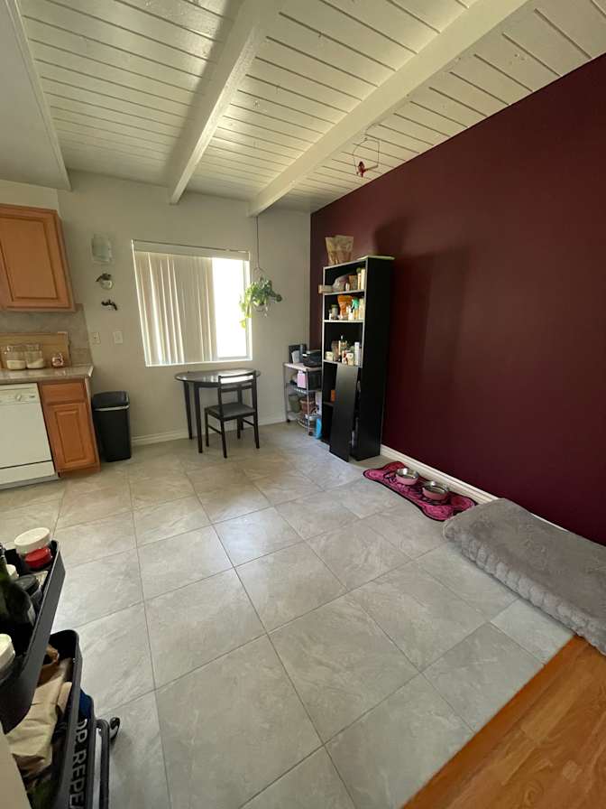 elena's room
