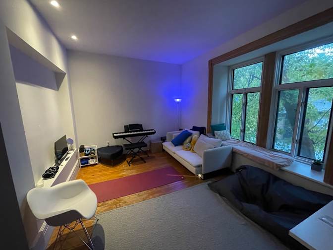 June's room