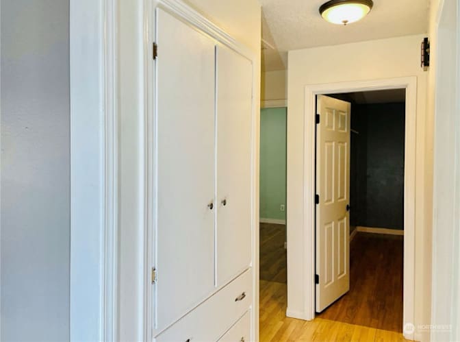 Jennifer's room