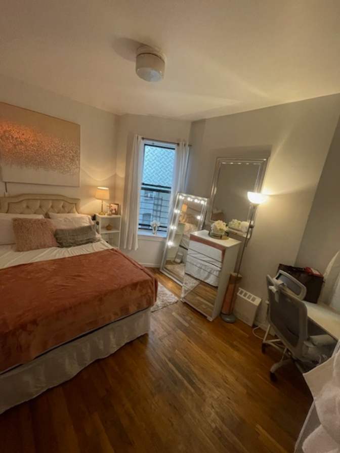 Diana's room