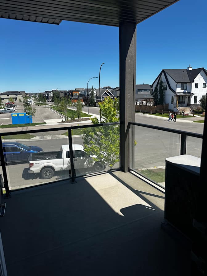 Rowmont Boulevard NW - Photo 4