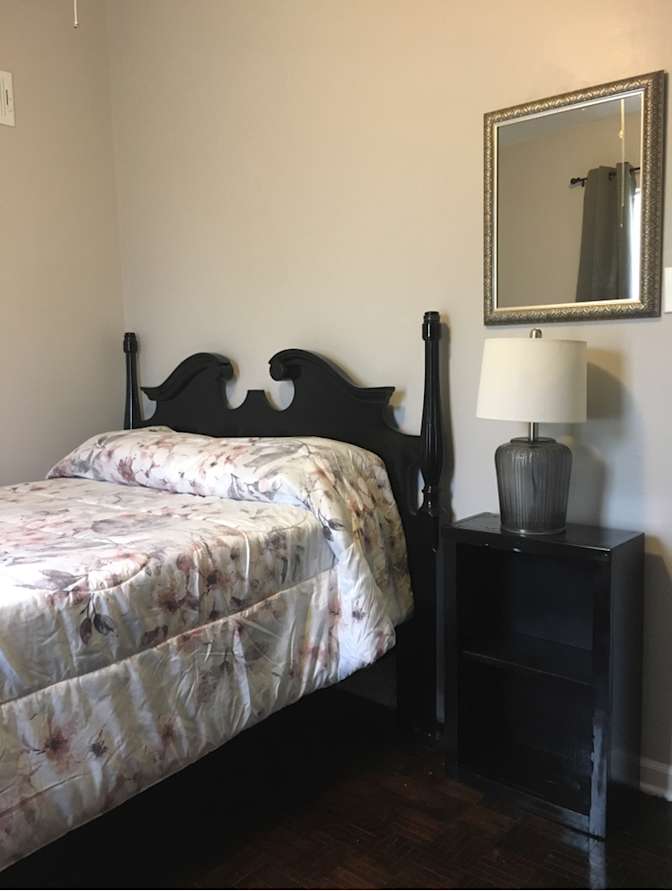 Zee's room