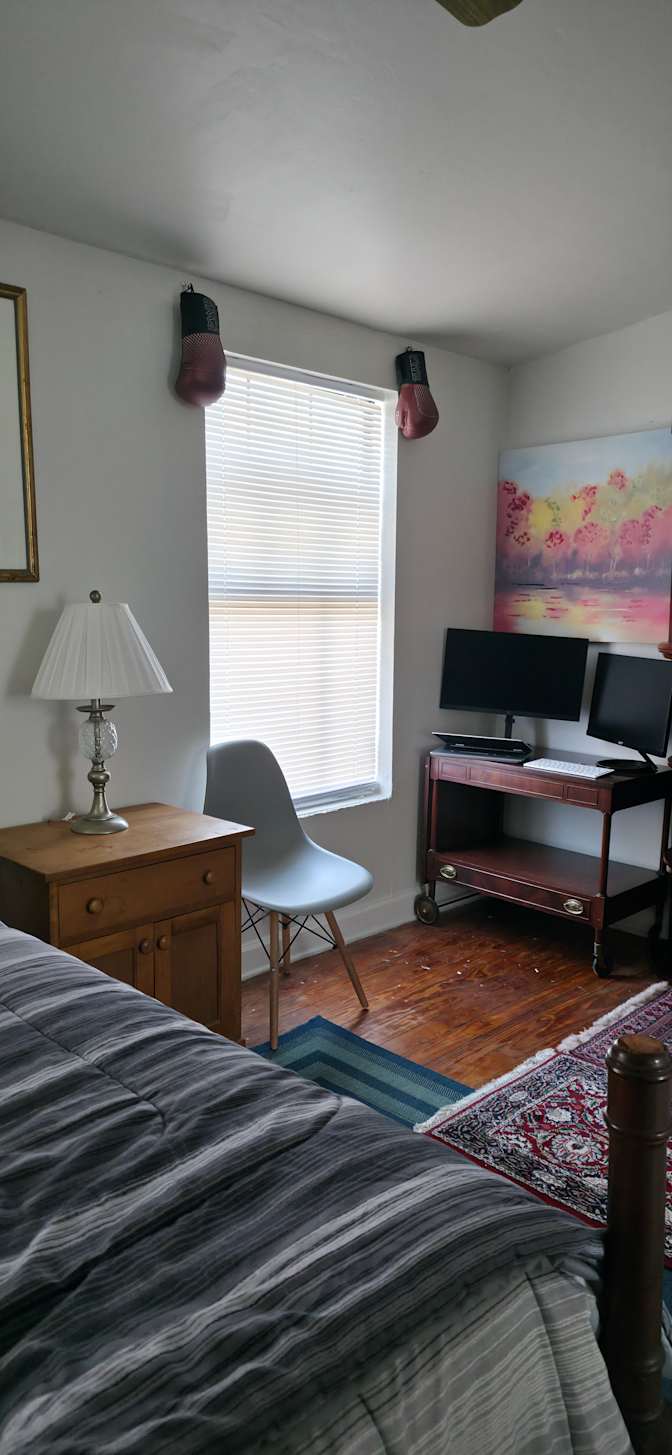 Mohammad's room