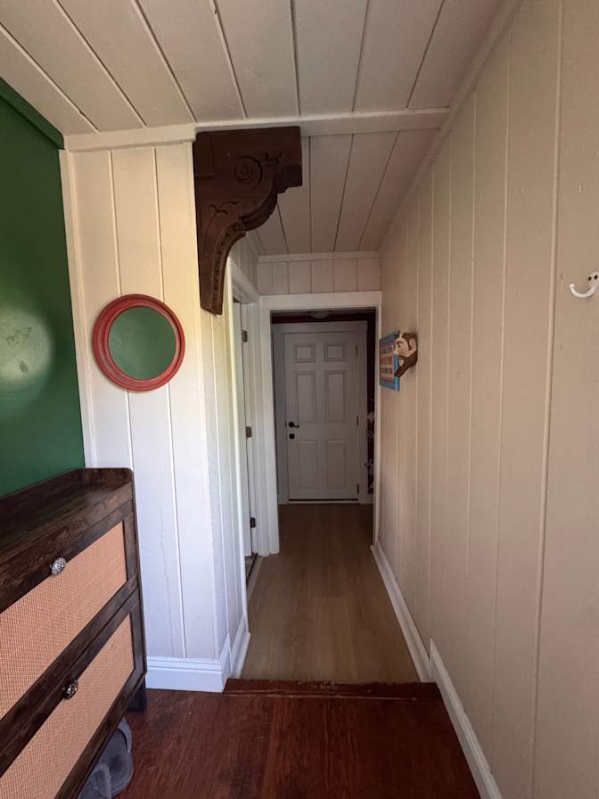 Janapriyan's room
