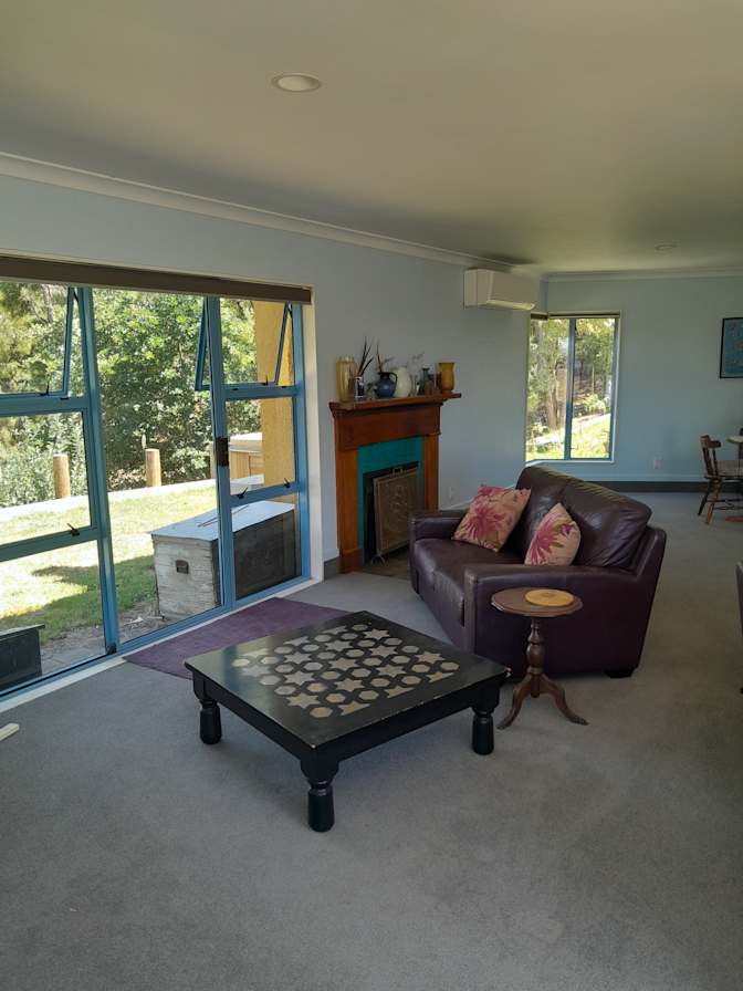 Jane Mackinnon's room