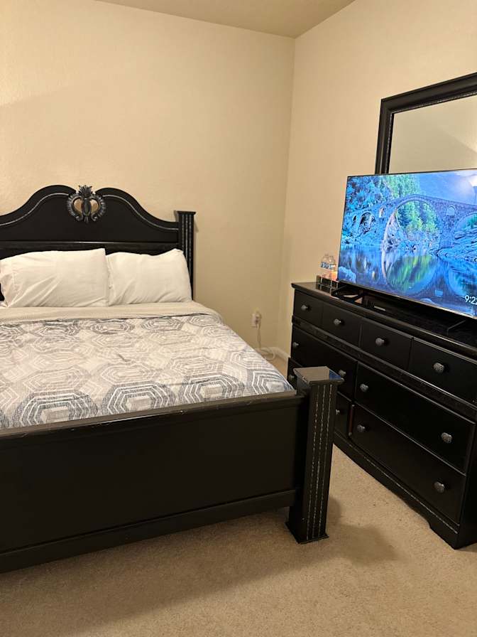 Bee's room