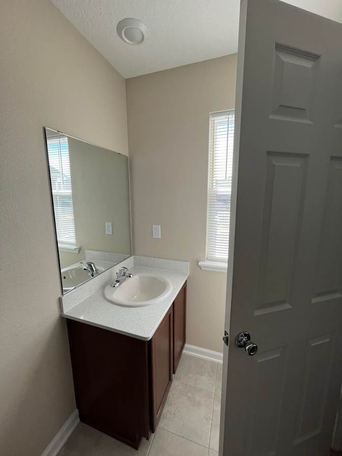 Thomas's room