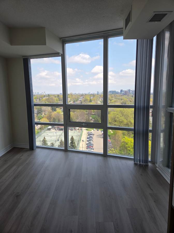 Renée's room