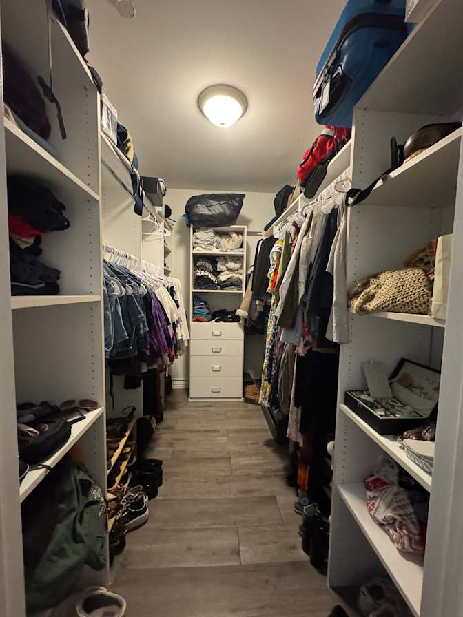 Sule's room